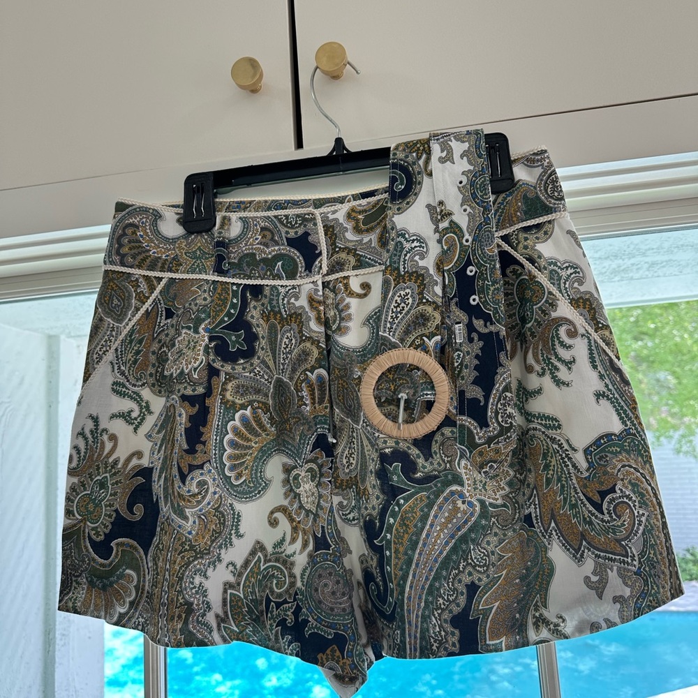 Veronica Beard Paisley Print Women Shorts